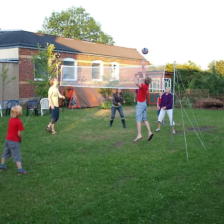 Exklusives Gruppenhaus Mit Cinema *