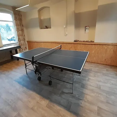 Exklusives Gruppenhaus Mit Cinema