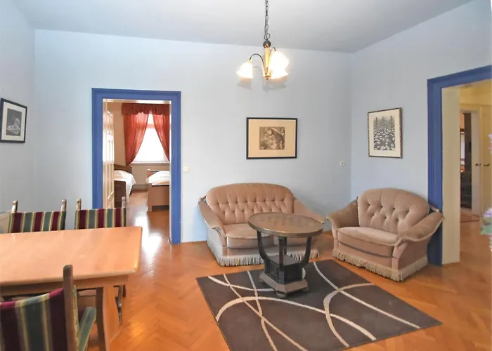 Exklusives Gruppenhaus Mit Cinema Dom wakacyjny