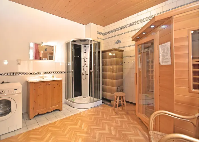 Dom wakacyjny Exklusives Gruppenhaus Mit Cinema *