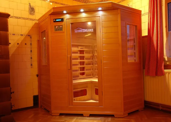 Dom wakacyjny Exklusives Gruppenhaus Mit Cinema Treuen